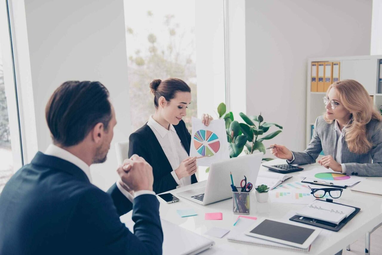 https://mybusinessindubai.com/wp-content/uploads/2017/04/blog-post-04-1280x854.jpg