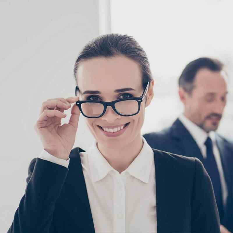 https://mybusinessindubai.com/wp-content/uploads/2019/04/img-people-07.jpg